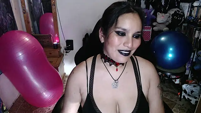 Snapshot of kureiji_hentaii chatting on May 31, 5:15 am kureiji hentaii online show from May 31, 5:15 am