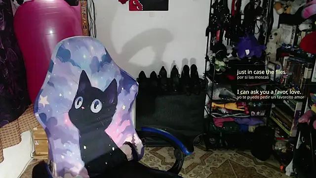 Snapshot of kureiji_hentaii chatting on July 11, 7:33 am kureiji hentaii online show from July 11, 7:33 am