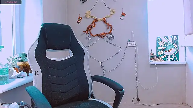 Snapshot of RosaJil chatting on December 15, 12:20 pm RosaJil online show from December 15, 12:20 pm