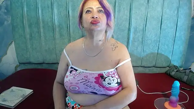 Natasha 699 online show from May 7, 9:20 pm