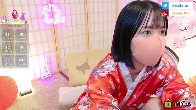 Snapshot of maika08 chatting on October 17, 5:04 pm maika08 online show from October 17, 5:04 pm