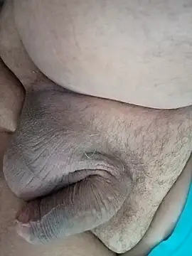 Snapshot of DANY49DANY49 chatting on March 17, 11:21 am DANY49DANY49 online show from March 17, 11:21 am