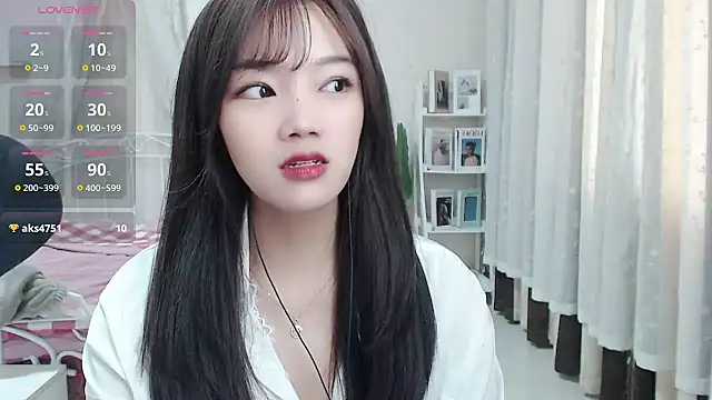 Snapshot of Jenny-Z chatting on March 3, 2:15 am Jenny-Z online show from March 3, 2:15 am