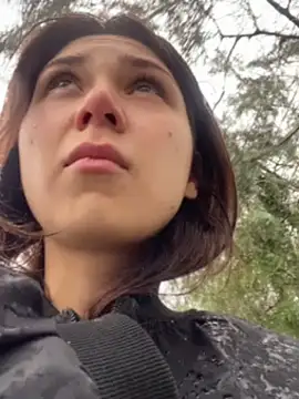 QuitieLia online show from January 13, 8:15 am