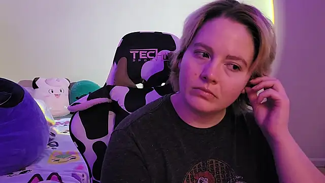 InternetFairy XO online show from December 22, 8:47 pm