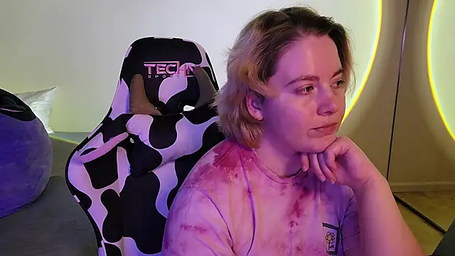 InternetFairy XO online show from January 17, 4:06 am