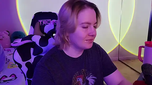 InternetFairy XO online show from January 29, 7:11 pm