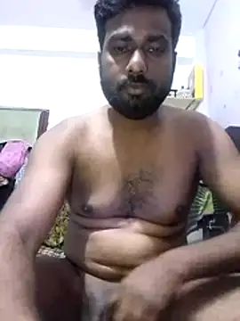 Snapshot of kingncr28 chatting on October 31, 6:42 pm kingncr28 online show from October 31, 6:42 pm