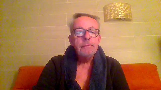 tuggy59 online show from February 15, 5:37 am