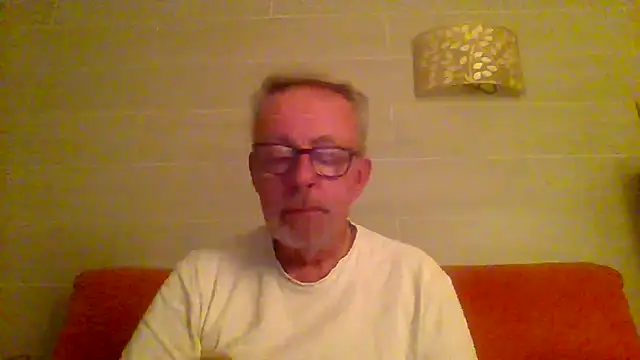 tuggy59 online show from February 19, 5:47 am