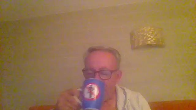 tuggy59 online show from April 30, 5:14 am