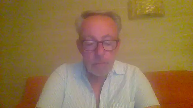 tuggy59 online show from May 1, 4:39 am