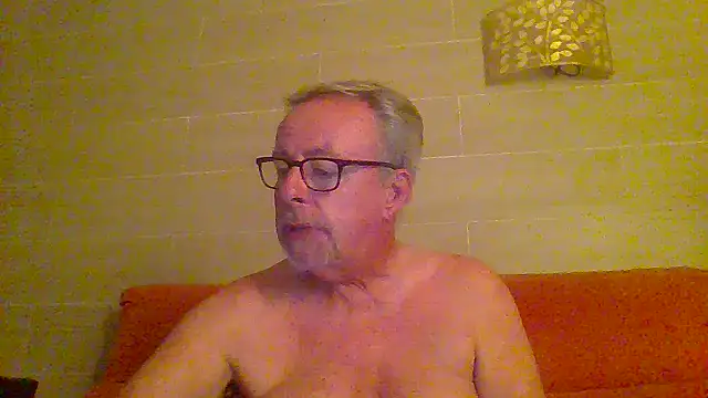 tuggy59 online show from June 22, 3:36 am