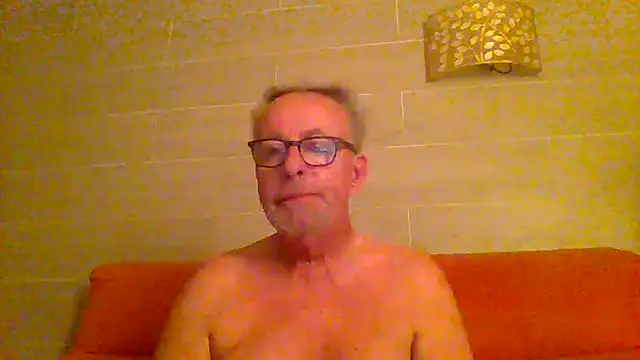 tuggy59 online show from July 7, 3:53 am