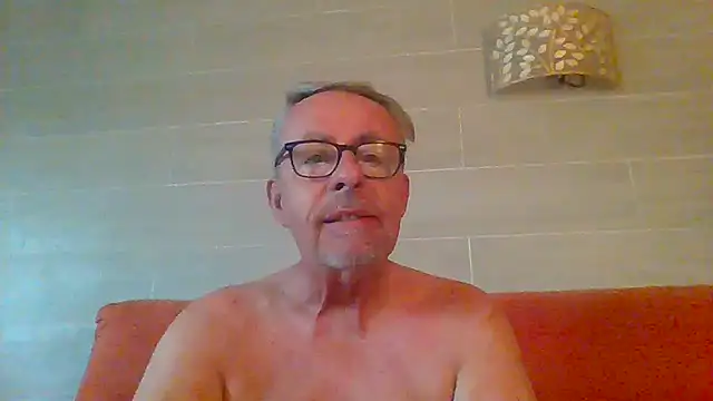 tuggy59 online show from July 12, 6:04 am