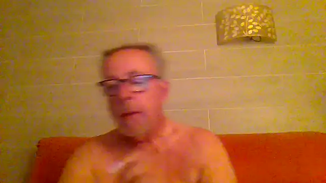 tuggy59 online show from July 13, 3:53 am