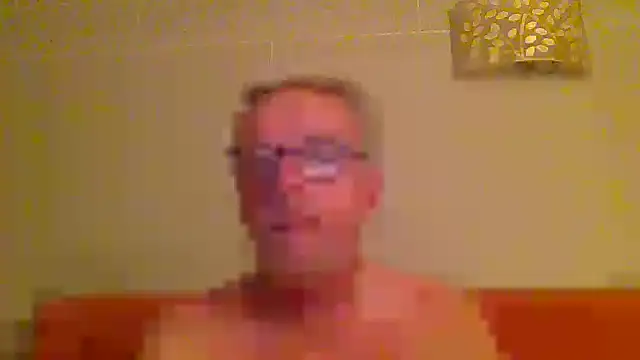 tuggy59 online show from July 15, 4:51 am