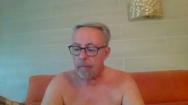 tuggy59 online show from July 20, 6:06 am