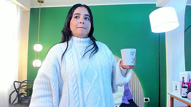 Snapshot of taylor_bennet chatting on December 4, 11:52 am taylor bennet online show from December 4, 11:52 am