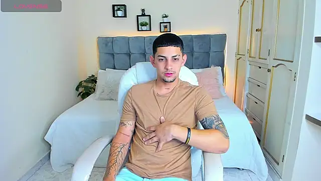 Alex cute77 online show from March 1, 12:12 pm