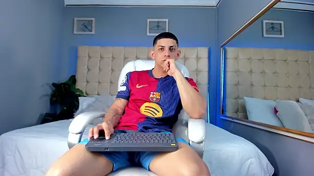 Alex cute77 online show from September 16, 1:45 pm