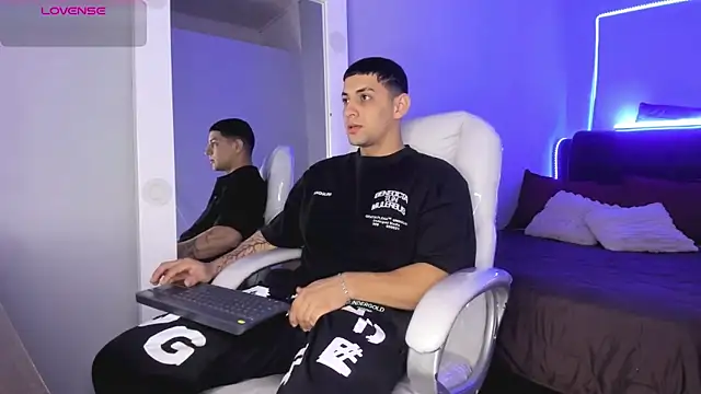 Alex cute77 online show from June 17, 12:07 pm