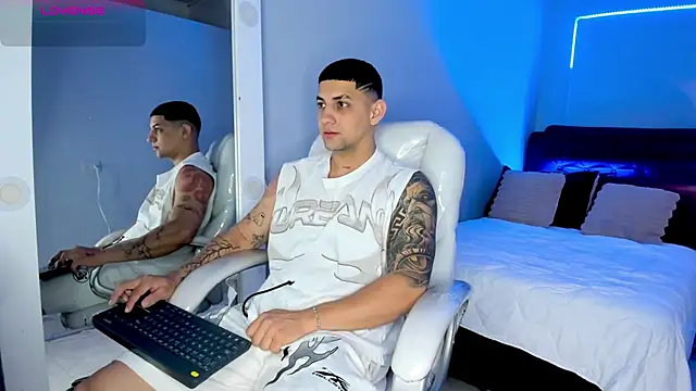 Alex cute77 online show from June 30, 12:06 pm