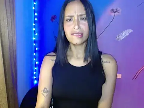 Snapshot of Michelle-Smith- chatting on November 15, 10:12 am Michelle-Smith- online show from November 15, 10:12 am