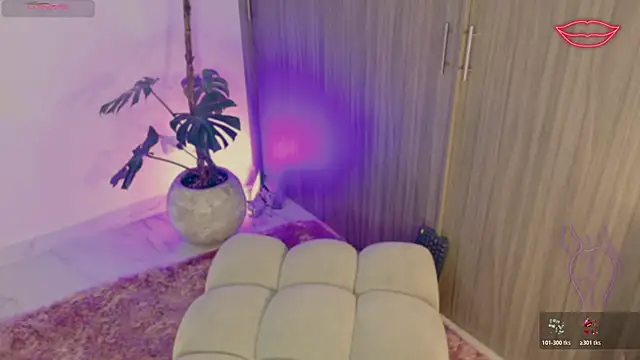 LindseyMoss online show from January 16, 12:58 am