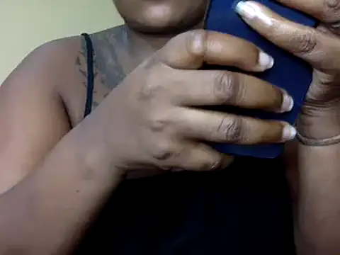Snapshot of Real1SweetQueen chatting on January 26, 7:10 am Real1SweetQueen online show from January 26, 7:10 am