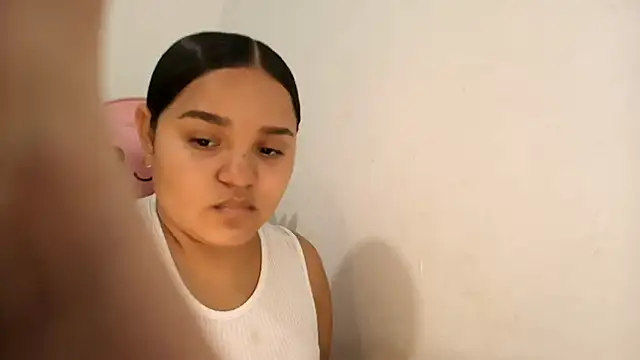 Charlotte-Chanell online show from May 8, 1:11 am