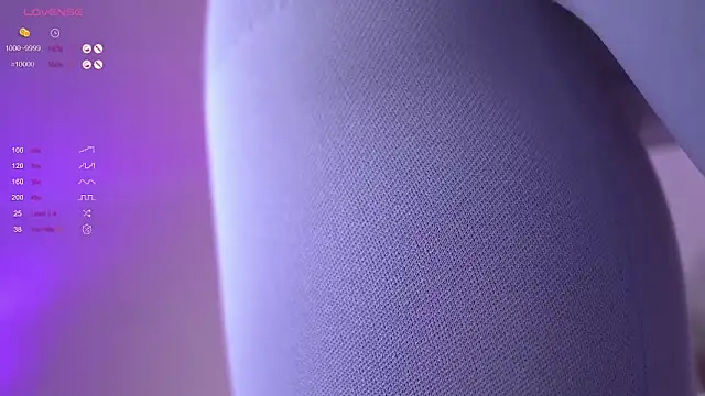 Snapshot of mia_colin1_ chatting on January 28, 10:56 pm mia colin1 online show from January 28, 10:56 pm