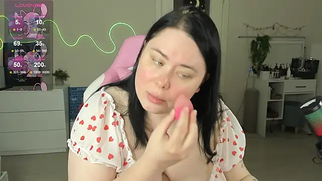 Snapshot of Akemi_BBW chatting on July 15, 8:08 am Akemi BBW online show from July 15, 8:08 am