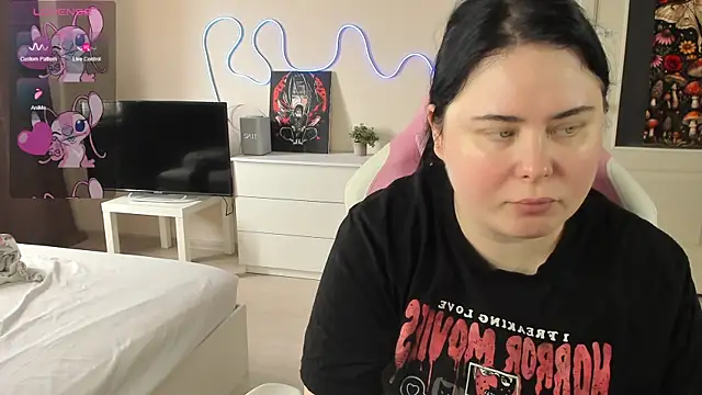Snapshot of Akemi_BBW chatting on July 26, 8:43 am Akemi BBW online show from July 26, 8:43 am