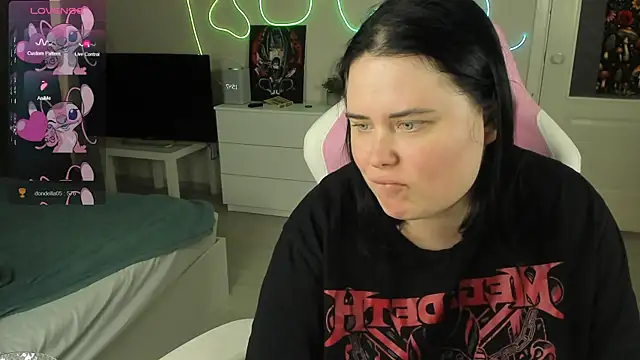 Snapshot of Akemi_BBW chatting on July 28, 12:48 pm Akemi BBW online show from July 28, 12:48 pm