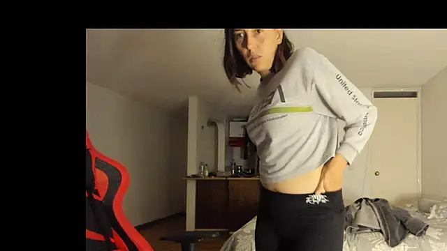 zoe jeane beker online show from February 9, 11:46 pm