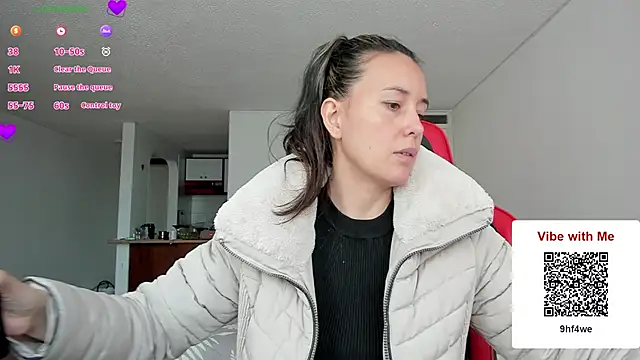 zoe jeane beker online show from March 14, 9:09 pm