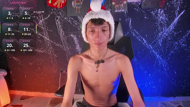 DereckCooperr online show from December 18, 10:49 pm