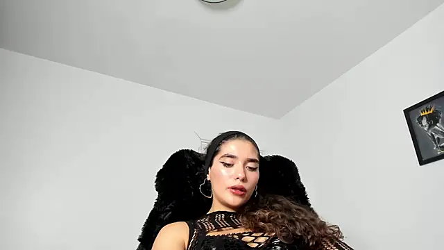 PortraitMarie online show from January 29, 5:56 pm