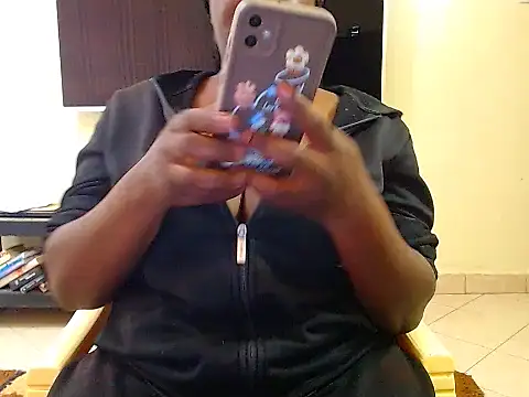 Snapshot of sunnylovexp chatting on June 6, 7:57 am sunnylovexp online show from June 6, 7:57 am