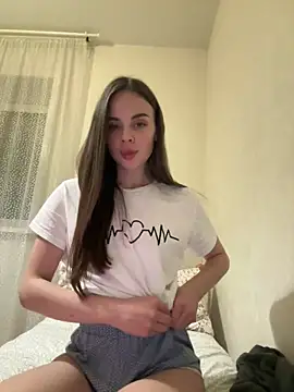 Snapshot of KristenSayles chatting on December 5, 4:01 pm KristenSayles online show from December 5, 4:01 pm