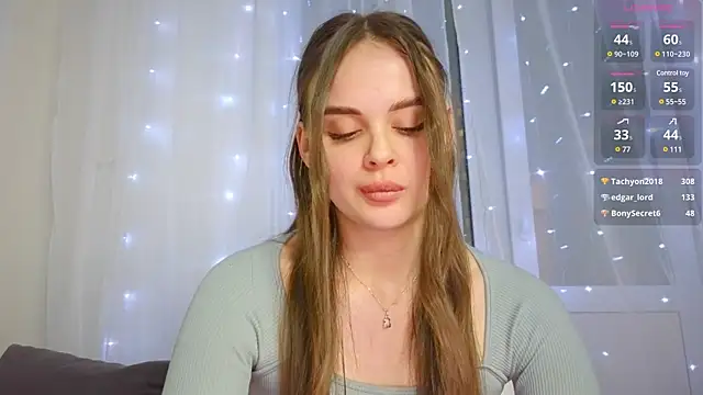 Snapshot of KristenSayles chatting on January 31, 7:40 pm KristenSayles online show from January 31, 7:40 pm
