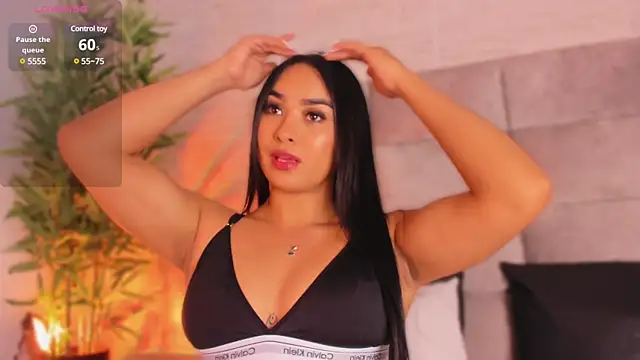 Snapshot of mia_crawford chatting on March 20, 11:38 am mia crawford online show from March 20, 11:38 am