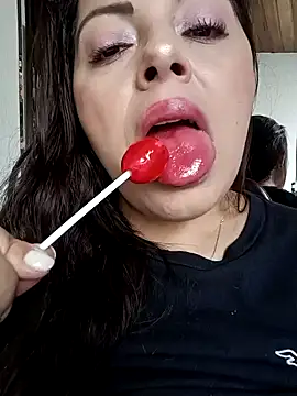 seherlatin online show from March 12, 5:07 pm