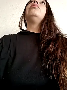 seherlatin online show from March 16, 8:54 pm