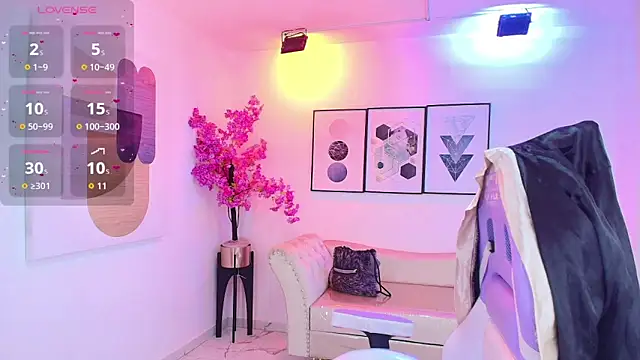 Snapshot of Isa_reel chatting on November 13, 7:13 pm Isa reel online show from November 13, 7:13 pm