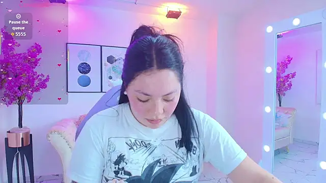 Snapshot of Isa_reel chatting on December 1, 7:52 pm Isa reel online show from December 1, 7:52 pm