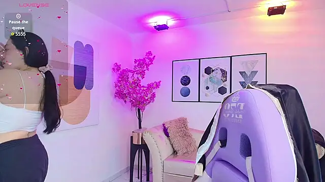 Snapshot of Isa_reel chatting on December 5, 7:43 pm Isa reel online show from December 5, 7:43 pm