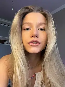 Snapshot of JessIsLove chatting on January 21, 5:38 am JessIsLove online show from January 21, 5:38 am