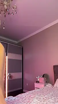 Snapshot of JessIsLove chatting on February 3, 6:40 am JessIsLove online show from February 3, 6:40 am